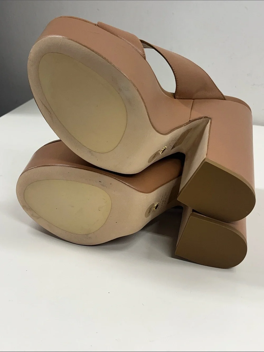 New STUART WEITZMAN Miami Sohigh Crisscross Platform Sandals Size 10